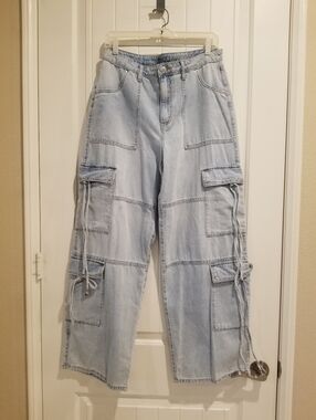 Wide Leg Blue Jeans